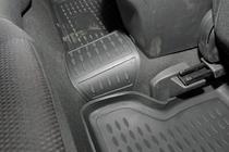 Mazda 3 2003–2009 Rubberen vloermattenset voor interieur (4 stuks, Novline) foto 5