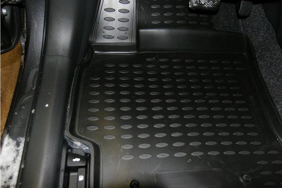 Toyota Corolla 2007–2013 Rubberen vloermattenset voor interieur (4 stuks, Novline) Foto 2