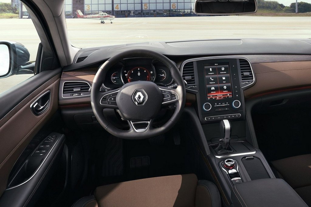 Test van de middelgrote sedan Renault Talisman