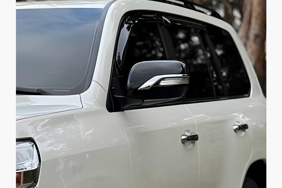 Toyota Land Cruiser 200 2007–2021 Spiegelkappen (met knipperlicht, 2016-stijl) Witte kleur Image