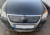Volkswagen Passat B6 2006–2012 Winterafdekking voor grille (bovenste) Mat foto 2