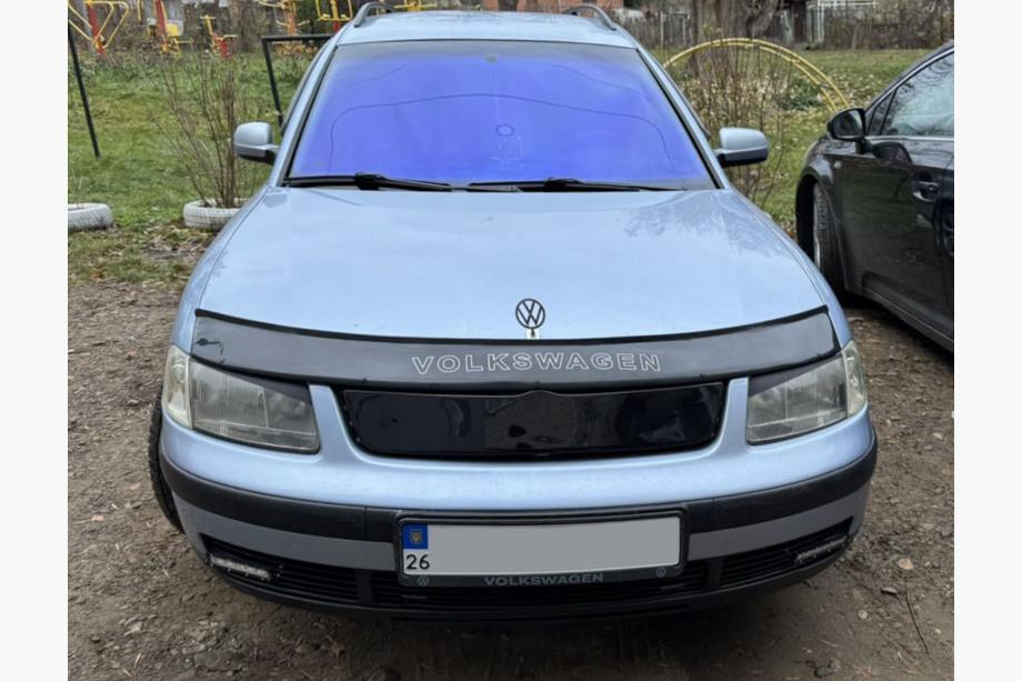 Volkswagen Passat B5 1997–2005 Wintergrille (1996-2001) Mat Image