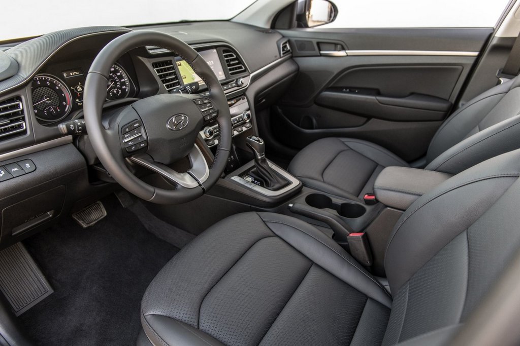 Compacte sedan Hyundai Elantra in vernieuwde vorm