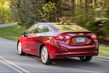 Compacte sedan Chevrolet Cruze van de tweede generatie foto 9