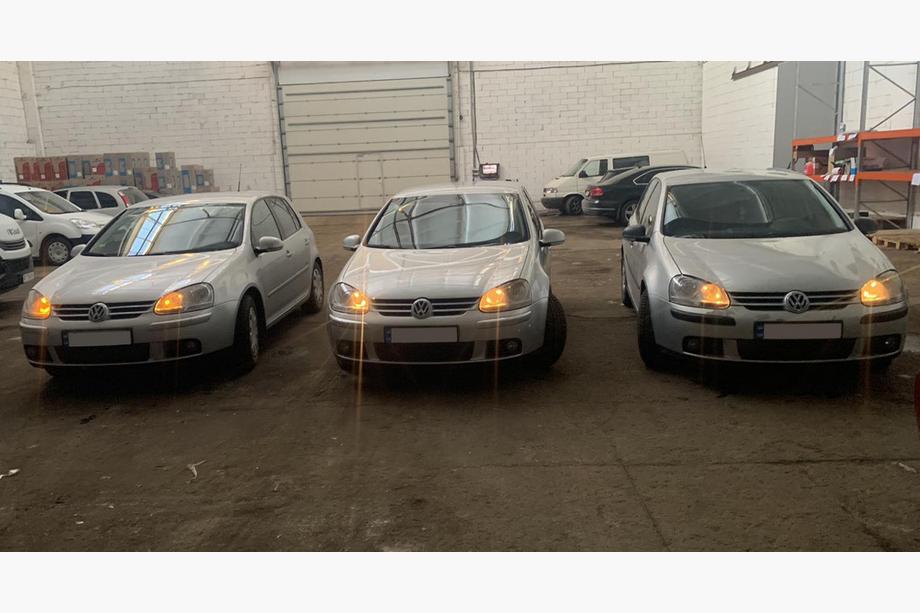 Volkswagen Touran 2003–2010 Onderste wintergrille, 2003-2006) Glanz Foto 6