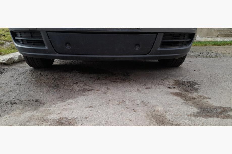 Volkswagen Touran 2003–2010 Onderste wintergrille, 2003-2006) Glanz Foto 2