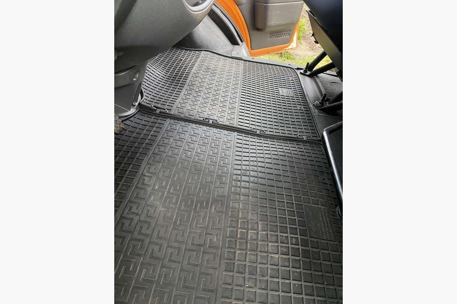 Fiat Ducato 1995–2006 Rubberen vloermatten (2 stuks, Polytep) Image