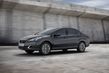 Test van de compacte sedan Peugeot 408 foto 8