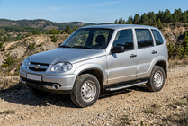 Chevrolet Niva 1998–2020 Fullmond side steps (2 stuks, aluminium) foto 1