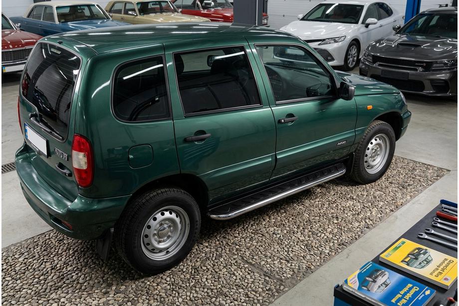 Chevrolet Niva 1998–2020 Side steps Maydos V1 (set van 2, aluminium) Image