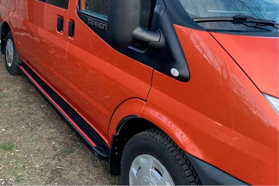Ford Transit 2000–2014 Side steps Maya Red (2 stuks, aluminium) L3/L4 (lang) Image
