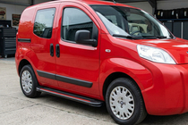 Peugeot Bipper 2008–2017 Side steps Maya Red (2 stuks, aluminium) foto 1