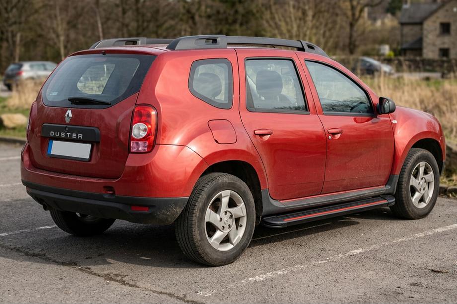 Renault Duster 2008–2017 Side steps Maya Red (2 stuks, aluminium) Image