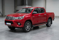 Toyota Hilux 2015– Side steps Maya Red (2 stuks, aluminium) foto 1