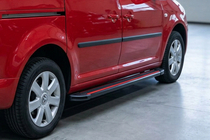 Volkswagen Caddy 2010–2015 Side steps Maya Red (2 stuks, aluminium) Maxi basis foto 1