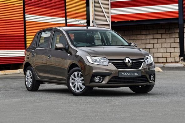 Review van de vernieuwde Renault Sandero-hatchback van de tweede generatie