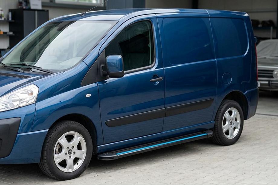Citroen Jumpy 2007–2017 Maya Blue sidesteps (2 stuks, aluminium) Image