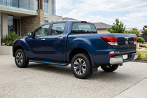Mazda BT-50 2012– Maya Blue sidesteps (2 stuks, aluminium) foto 1