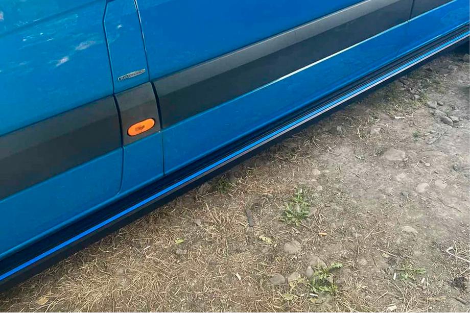 Mercedes Sprinter W906 2006–2018 Maya Blue sidesteps (2 stuks, aluminium) Lang/Extra lang Image