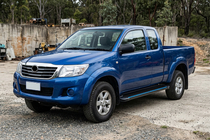 Toyota Hilux 2006–2015 Maya Blue sidesteps (2 stuks, aluminium) foto 1