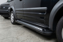 Ford Connect 2002–2006 Side steps New Vision Black (2 stuks, aluminium) foto 1