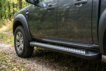 Ford Ranger 2007–2011 Side steps New Vision Black (2 stuks, aluminium) foto 1