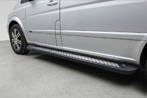 Mercedes Vito W639 2004–2014 Side steps New Vision Black (2 stuks, aluminium) Extra lang (ExtraLong) foto 1