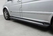Mercedes Vito W639 2004–2014 Side steps New Vision Black (2 stuks, aluminium) foto 1