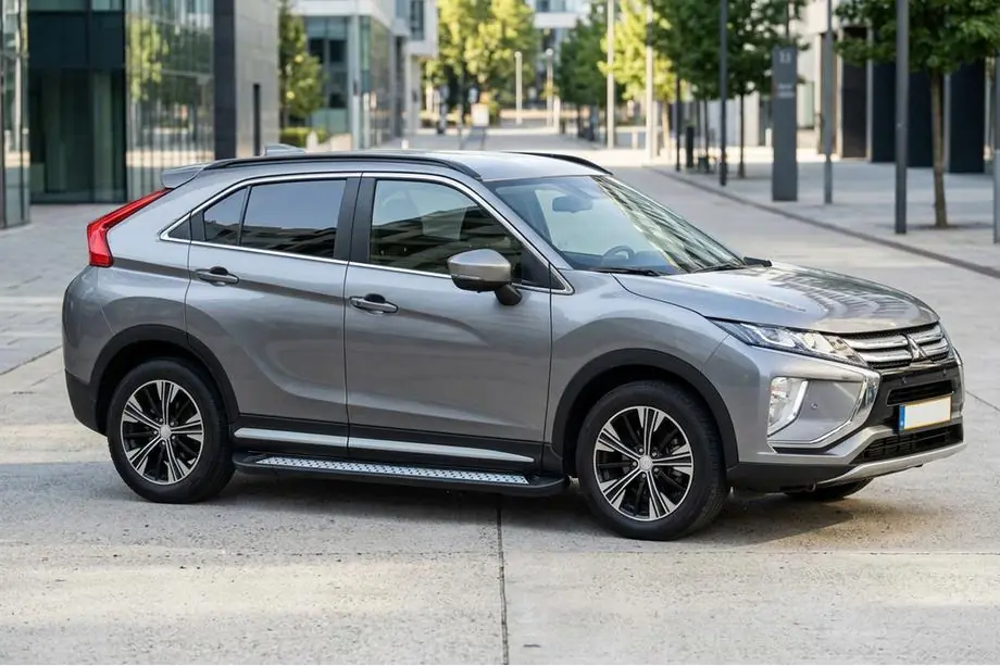 Mitsubishi Eclipse Cross 2017– Side steps New Vision Black (2 stuks, aluminium) Foto 1
