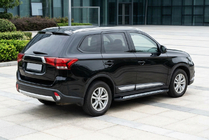 Mitsubishi Outlander 2012–2021 Side steps New Vision Black (2 stuks, aluminium) foto 1