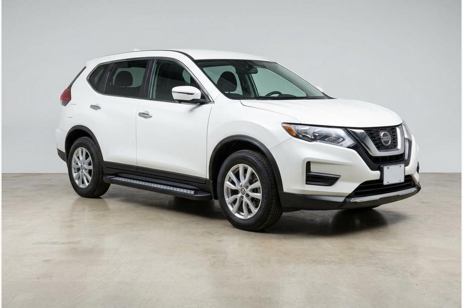 Nissan X-trail T32/Rogue 2014–2021 Side steps New Vision Black (2 stuks, aluminium) Image