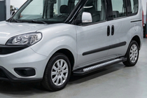 Opel Combo 2012–2018 Side steps New Vision Black (2 stuks, aluminium) Korte wielbasis foto 1