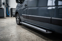 Opel Movano 2010–2021 Side steps New Vision Black (2 stuks, aluminium) Lange wielbasis foto 1