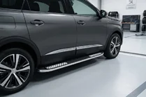 Peugeot 5008 2016–2023 Tayga V2 side steps (2 stuks, aluminium) foto 1