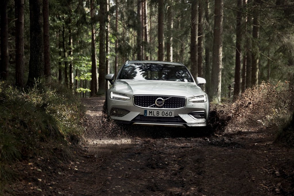Review van de Volvo V60 Cross Country allroad-stationwagon