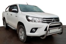 Toyota Hilux 2015– RVS bullbar WT007 foto 2