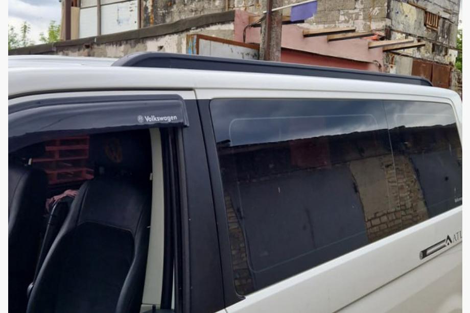 Volkswagen T5 2010–2015 Geïntegreerde dakrails (zwart) Korte wielbasis Foto 41