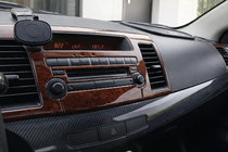 Mitsubishi Lancer X 2008– Dashboard sierlijsten (Meric) foto 1