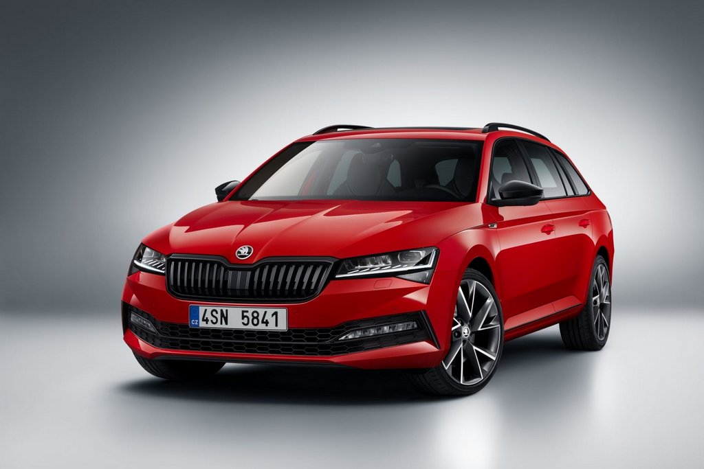 Gefacelifte Skoda Superb Combi-stationwagen