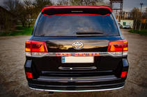 Toyota Land Cruiser 200 2007–2021 LED-strip boven kentekenplaat (2016+) foto 2