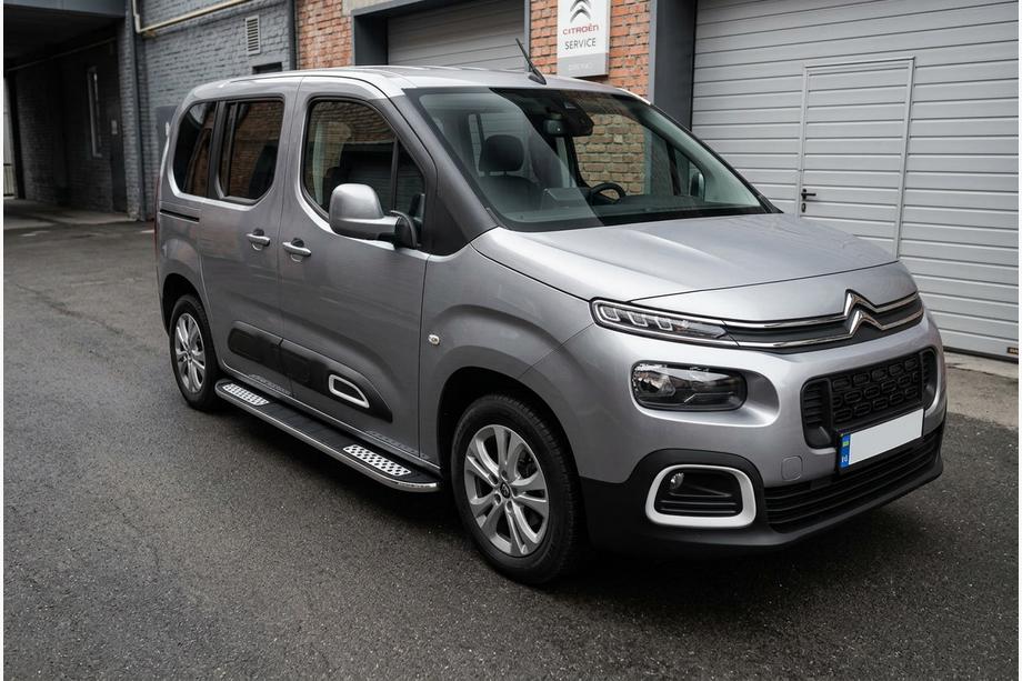 Citroen Berlingo/Multispace 2018– Tayga V2 side steps (2 stuks, aluminium) Korte wielbasis Image