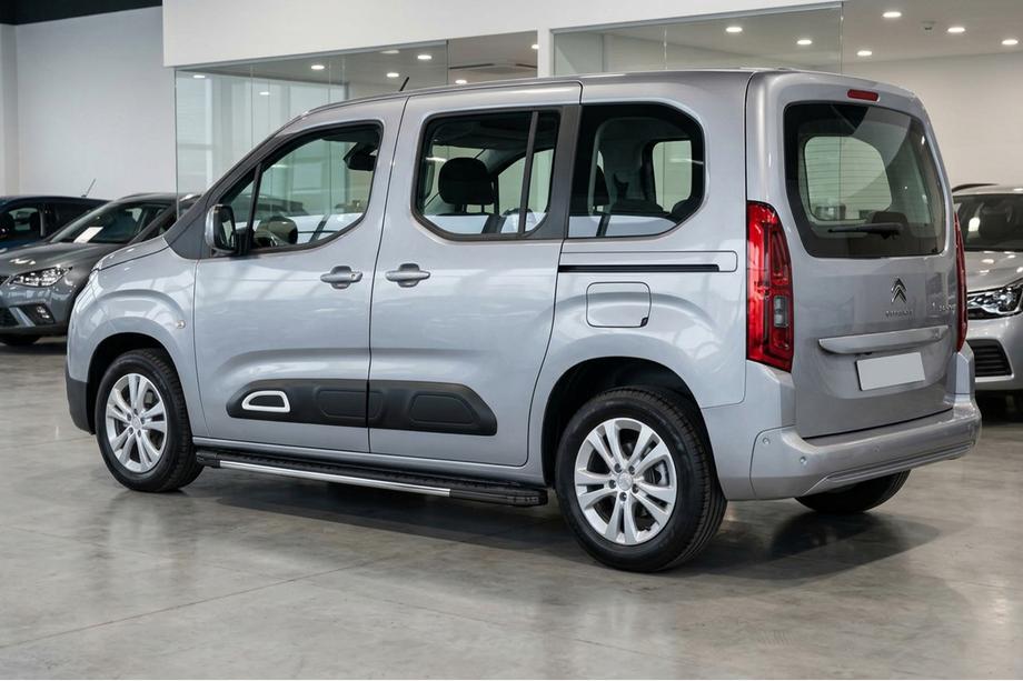Citroen Berlingo/Multispace 2018– Bosphorus Grey zijsteps (set van 2, aluminium) Image