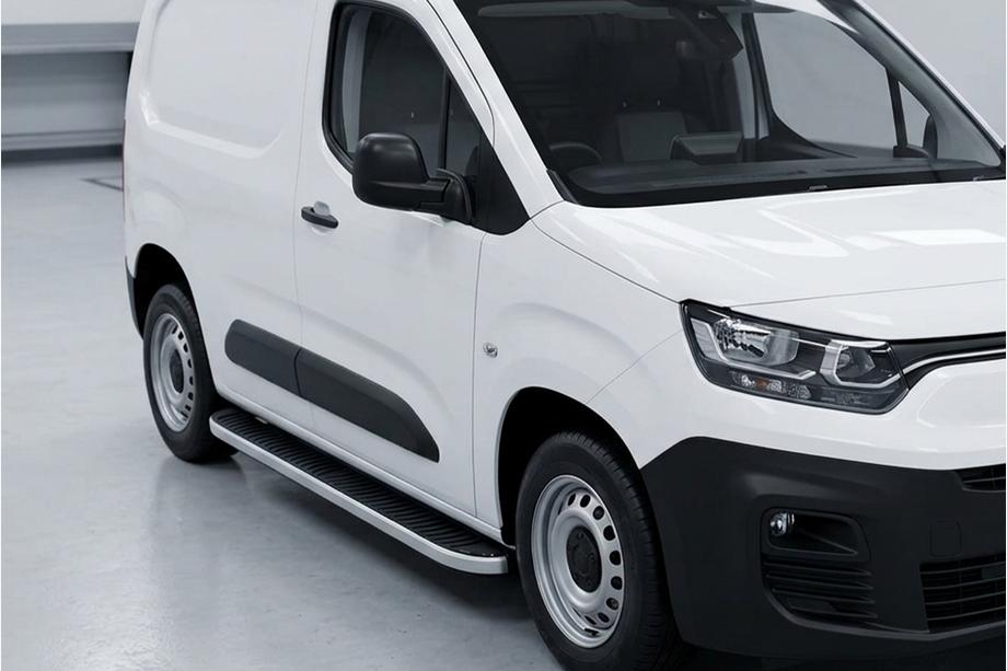Opel Combo 2019– Side steps Tayga Grey (set van 2, aluminium) Image