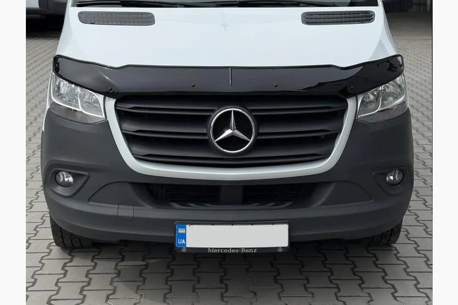 Mercedes Sprinter W907/W910 2018– Motorkapdeflector (EuroCap) Foto 1