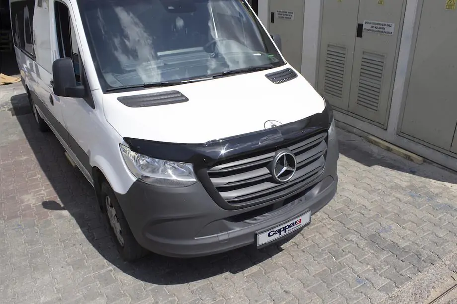 Mercedes Sprinter W907/W910 2018– Motorkapdeflector (EuroCap) Foto 12