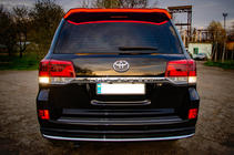 Toyota Land Cruiser 200 2007–2021 Spoiler FullLed (2016+) foto 6