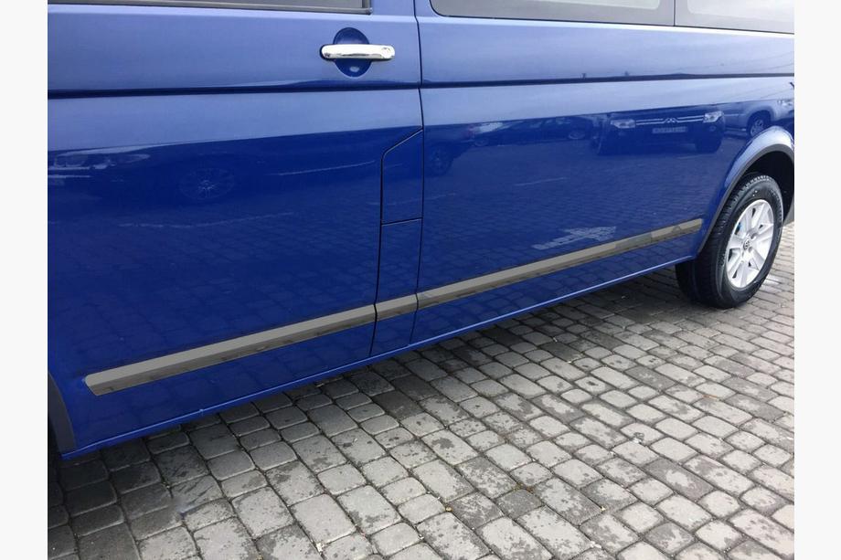 Volkswagen T5 Multivan 2003–2010 Deurlijsten (RVS, zwart chroom) Image