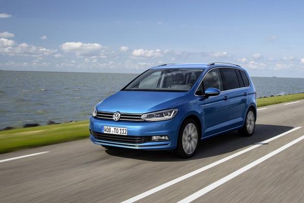 Review van de tweede generatie Volkswagen Touran Foto 1