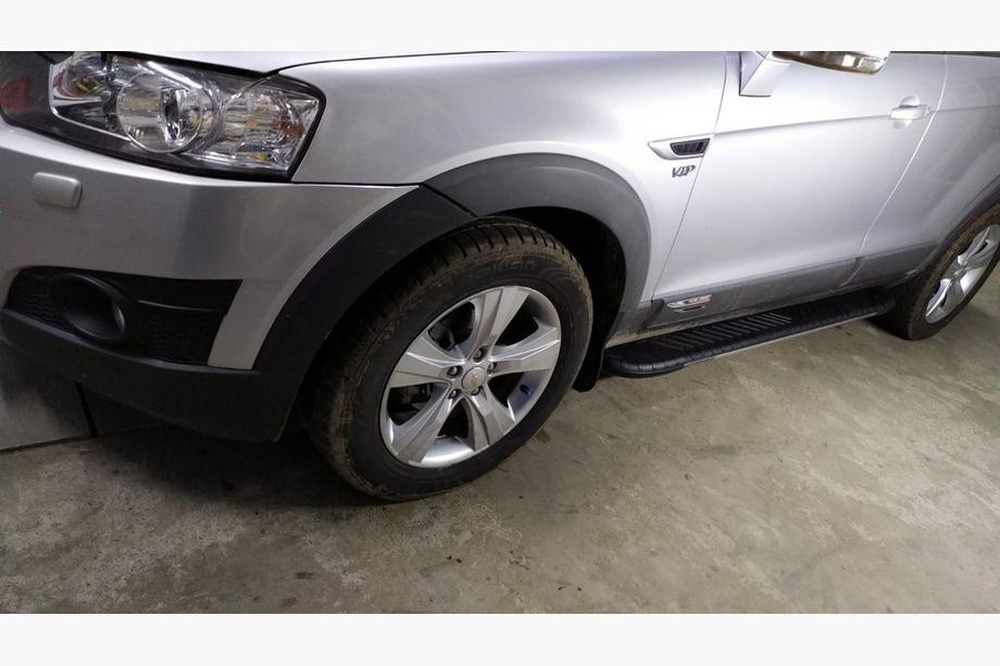 Chevrolet Captiva 2006–2019 Bosphorus Grey zijsteps (set van 2, aluminium) Image