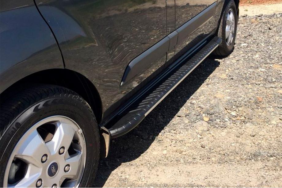 Ford Transit 2000–2014 Bosphorus Grey zijsteps (set van 2, aluminium) Image
